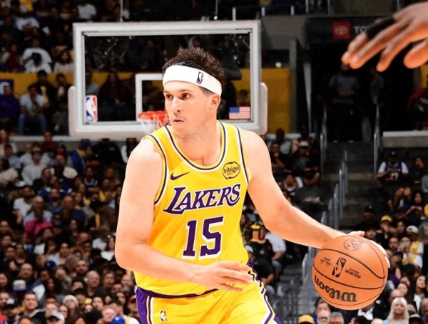 证配所配资 湖人108-122开拓者遭1喜3忧! 内线曝隐患, 史密斯+2将引绝望!